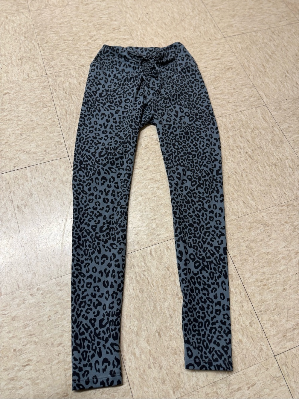 Cheetah print PINK women leggings size small